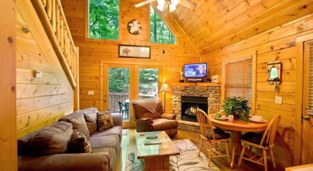 Bear Top Hideaway 1 Bedroom 1 Bathroom Cabin, Забронировать Дом для отпуска Гатлинберг Great Smoky Mountains National Park