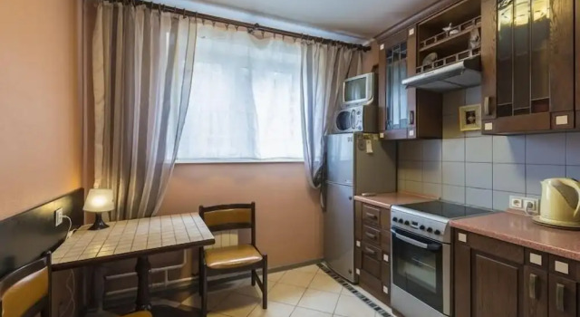 Apartment - Bakuleva 10, Rezervovat Apartmán Hotely v UZAO Area s parkováním, Parkování