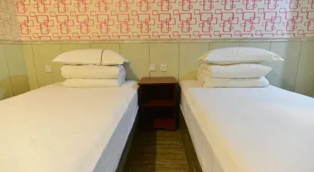 Xilong Clock Hotel (No. 27 Middle School, South Shishidao Street, Harbin), Varaa Hotelli Harbin Heilongjiang
