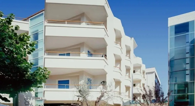 Hotel Albatros, Забронировать Отель Отели в центре Мизано-Адриатико, в центре