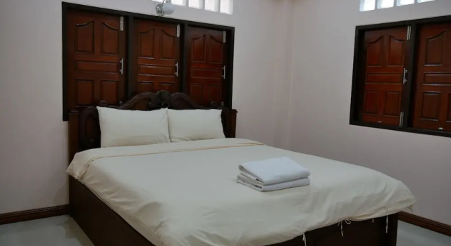 Бунгало Deluxe с балконом Suan Luang Garden View