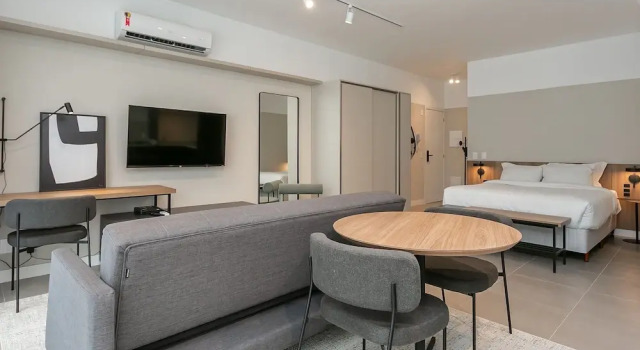 Студия Comfort Studios Tower by Viva - Prédio com piscina no rooftop no centro de Floripa