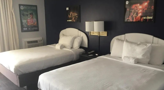Двухместный номер Deluxe с балконом Hotel Dewey