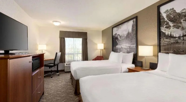 Номер Standard Super 8 by Wyndham Calgary Shawnessy Area
