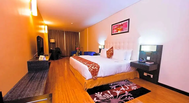 Двухместный полулюкс Best Western Premier Accra Airport Hotel