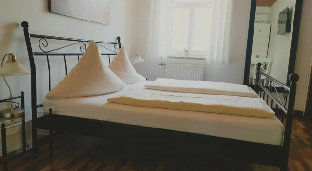 Апартаменты c 1 комнатой Dorfschänke DEGGENDORF Hotel & Apartmenthaus