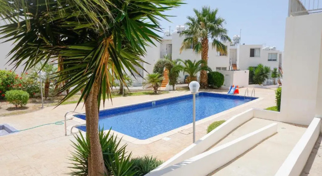 Superior Complex B18, Rezerwuj Hotel Peja Pafos