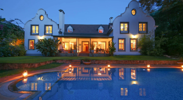 Karen Gables, Đặt Khách sạn Khách sạn 4 sao ở Nairobi, 4*