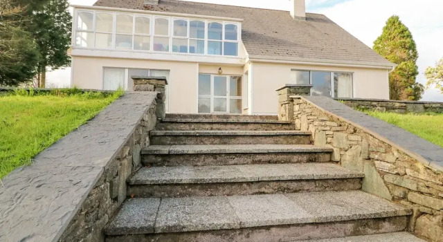 Roughty Bridge View, Book Vacation Home Hotels in Kerry with Parking, Parking