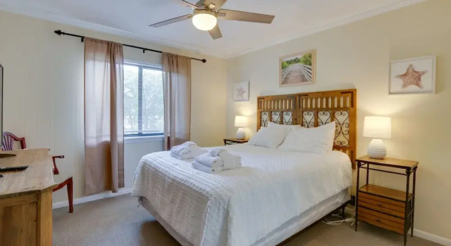 Walk to Pool & Beach: Hilton Head Island Condo!