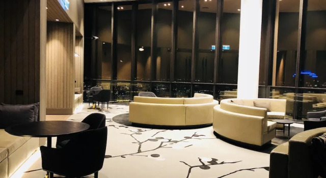 Top54th Luxury 2BR Astonishing CBD Sight, Забронировать Отель Отели Мельбурна с бассейном, рядом с The Butterfly Club, Бассейн