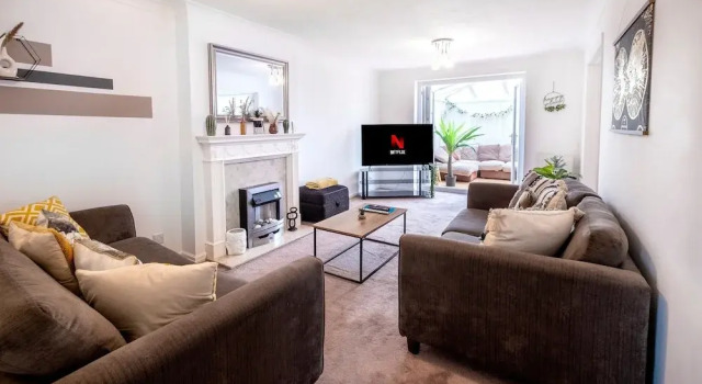 Коттедж Colwell 4 Bedroom 3 Bathroom House