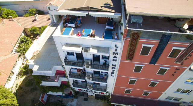 Liman Hotel, Забронировать Отель Отели Кушадасы с парковкой, рядом с Kusadasi Bars Street, Парковка