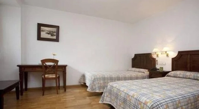 Hotel Avenida, Rezerwuj Hotel Yecla Murcja