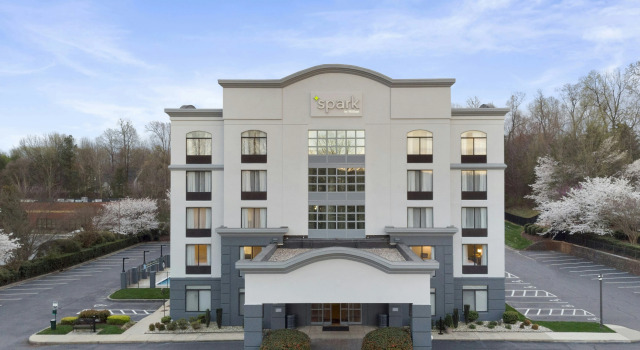 Spark by Hilton Greensboro
