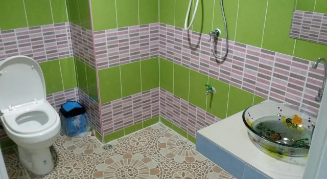 Четырёхместный семейный номер Standard с видом на город RuengsriSiri Guesthouse