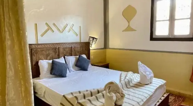 Kasbah erg chebbi, Rezervovat Hotel Hotely v Meknes-Tafilalet s parkováním, Parkování