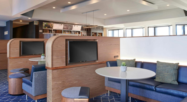 Courtyard by Marriott Chicago Lincolnshire