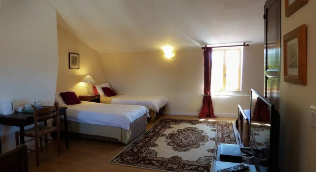 Семейный номер Standard с видом на сад LAncien Presbytère Chambres Dhote ou Gite