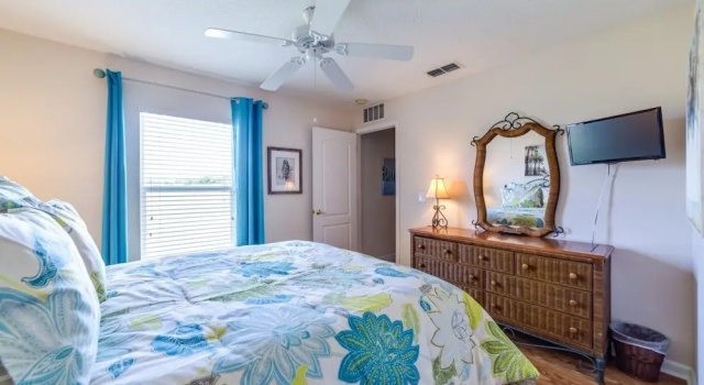 Prestwick Villa #230700, Buchen Sie Villa Hotels in Four Corners mit Pool, Schwimmbad