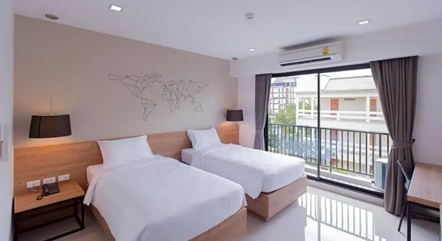 Двухместный номер Standard с красивым видом из окна The Journey Hotel Laksi