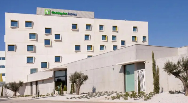 Семейный люкс Holiday Inn Express Montpellier - Odysseum by IHG