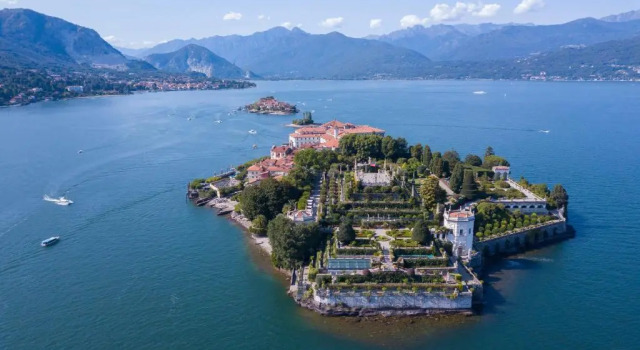The Modern Apartment In Stresa