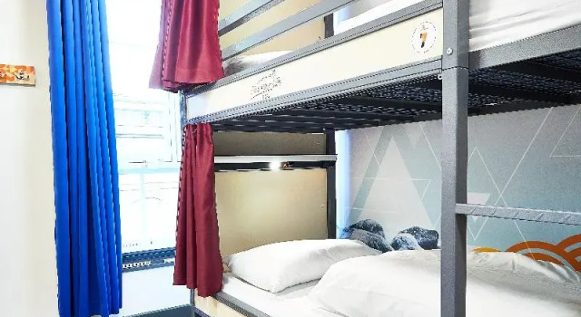 Кровать в общем номере St Christophers Edinburgh - Old Town