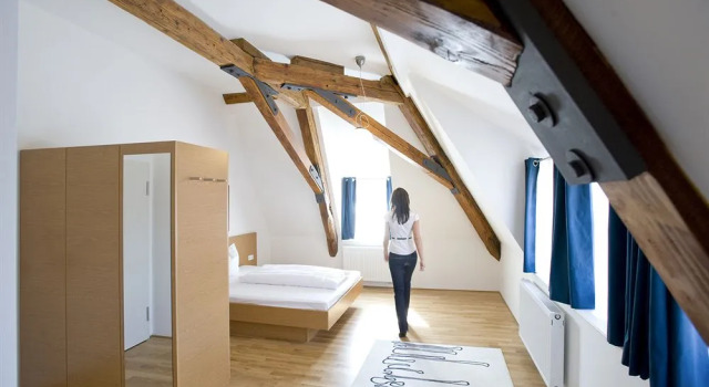 Hotel CampusZwei Komfortable Doppelzimmer & Apartments mit Küche Zentral in Ludwigsburg ideal für Business & Langzeitaufenthalte 24h Check in Kinder bis 14 Jahre übernachten kostenlos, Забронировать Апартаменты/квартира Апартаменты Людвигсбург, рядом с Конференц-центр Forum am Schlosspark, Апартаменты/квартира