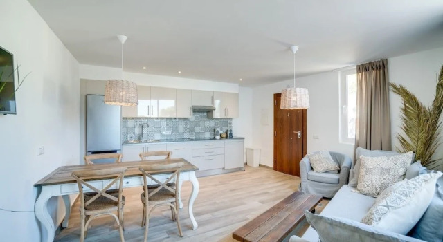 Апартаменты Deluxe с 2 комнатами с видом на море Mijas Residence