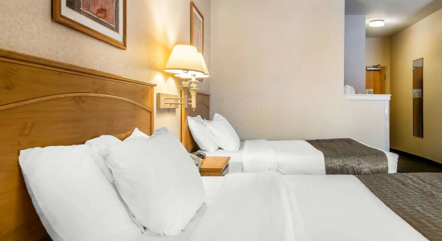 Rodeway Inn & Suites Tomahawk, Rezervați Hotel Tomahawk Wisconsin