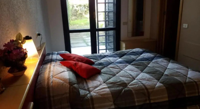 Коттедж GRAZIOSA casa vacanze tra sheraton hotel e baia verde hotel