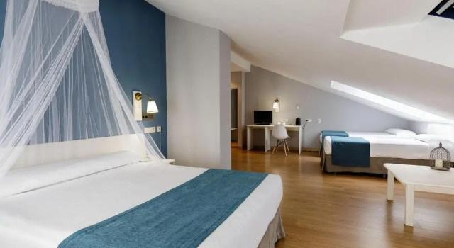 Семейный номер Superior Hotel Jakue