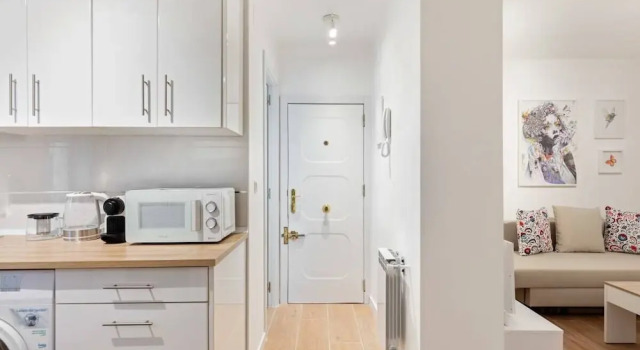 Bright & Modern Two Bed Apartment in Madrid, Забронировать Апартаменты/квартира Апартаменты Мадрида, Апартаменты/квартира