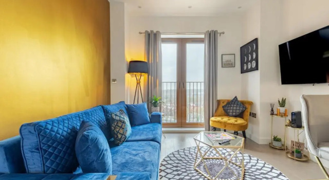 Апартаменты Deluxe LillyRose Serviced Apartments - St Albans City Centre, Parking
