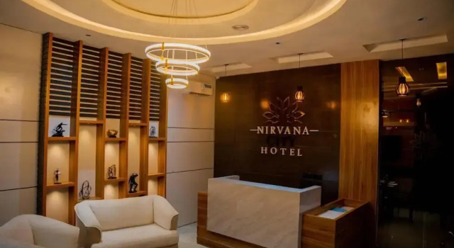 Nirvana City Hotel, Prenota Hotel Benin City Ikpoba-Okha