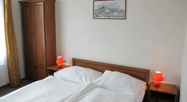 Hotel Zámeček, Prenota Hotel Hotel a Moravia meridionale con parcheggio, Parcheggio