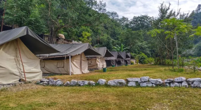 Real Adventure Guru Camp Rishikesh, Rezervovat Hotel Byasi Uttarakhand