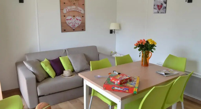 VVF Les Ecrins Champsaur, Prenota Resort Hotel a Alvernia con parcheggio, Parcheggio
