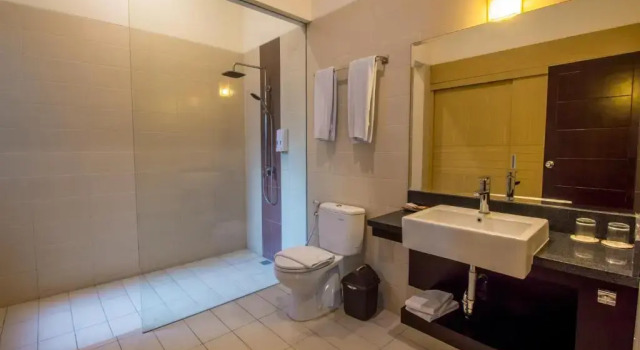 Двухместный номер Deluxe Svarna Suites Seminyak
