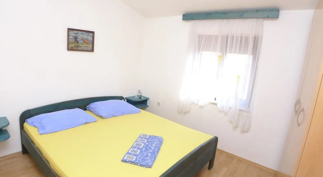 Апартаменты Apartment for six Persons With 3 Bedrooms and Partial sea View