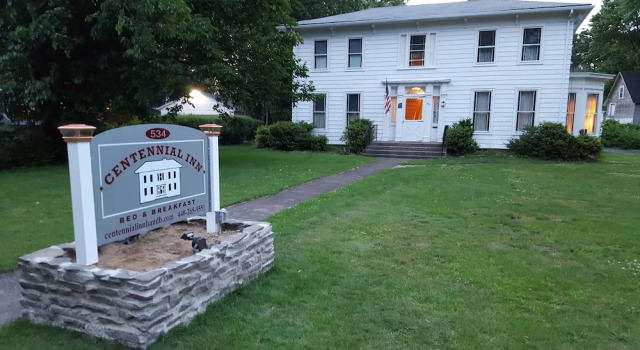 Centennial Inn Bed & Breakfast, Prenota Bed & breakfast Hotel a Kearsarge con colazione, Colazione