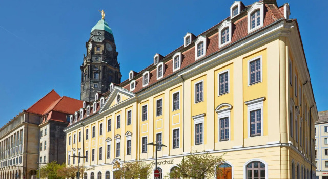 Номер Standard Gewandhaus Dresden, Autograph Collection