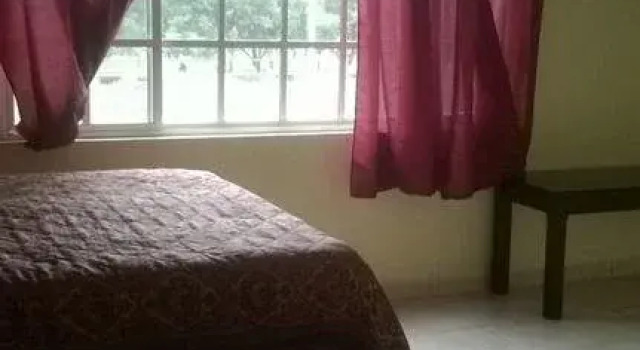 Hotel Del Rio, Rezerwuj Hotel Hotele w Monclova z parkingiem, Parking