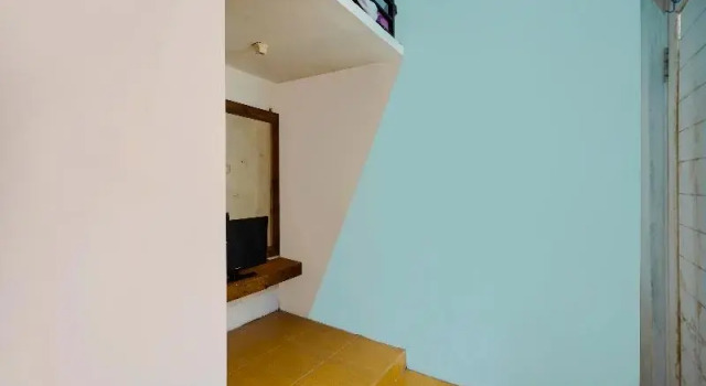 Camera Economy Spot On 91672 House Of Henny Tea