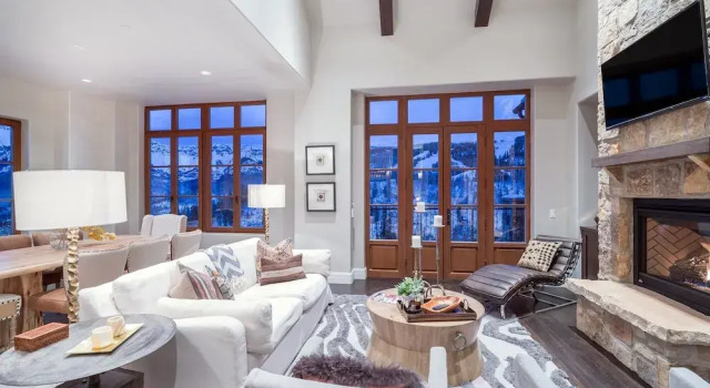Номер Standard Villas At Cortina Penthouse 10 4 Bedroom Condo by Alpine Lodging Telluride