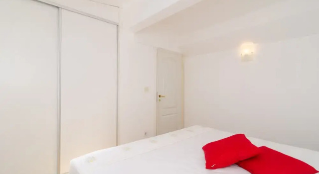 Апартаменты с 2 комнатами с балконом Apartment Emma