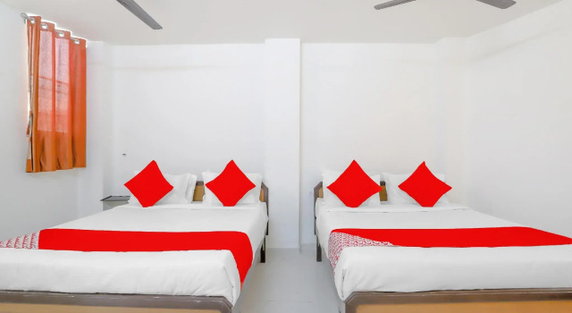 Люкс Standard OYO 79733 Hotel Shivay