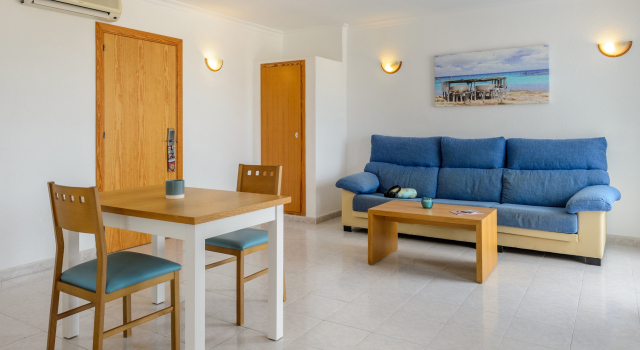 Hotel Apartamentos Vibra San Marino, Book Hotel Hotels in Ibiza with a Pool, Swimming Pool