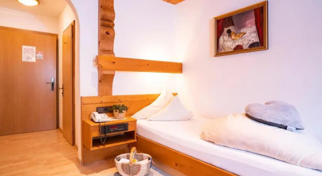 Номер Standard Beauty & Wellness Hotel Tirolerhof